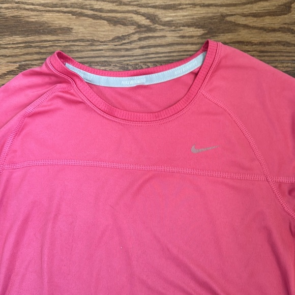 Nike running long sleeve - Picture 2 of 2